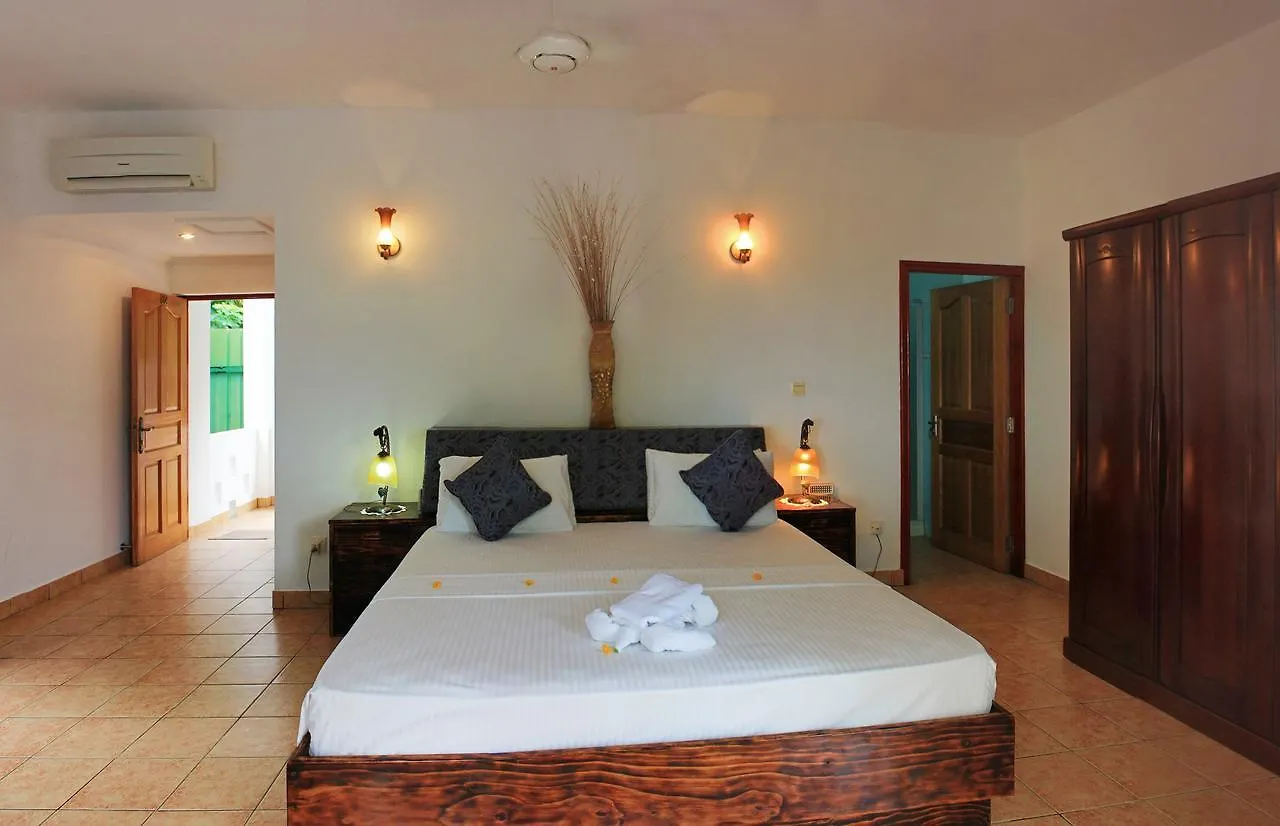 Divers Lodge Guest House Beau Vallon  2*, Beau Vallon (Mahe) Seszele