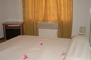 ** Nocleg ze śniadaniem Divers Lodge Guest House Beau Vallon  Seszele