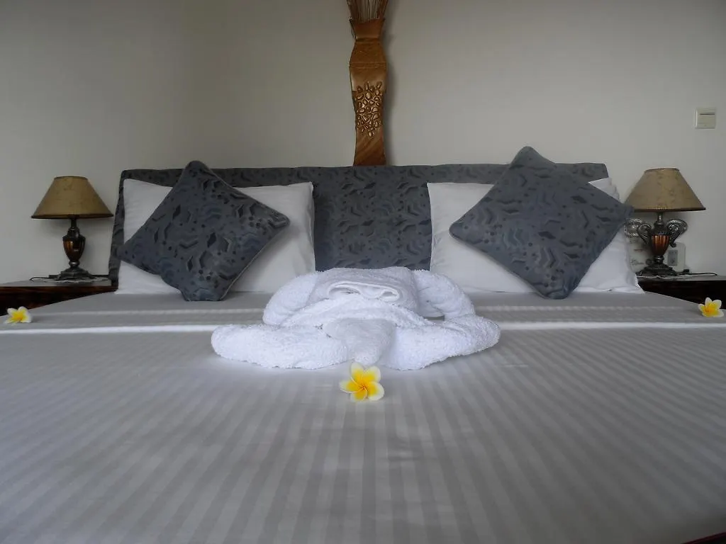Divers Lodge Guest House Beau Vallon  Frühstückspension