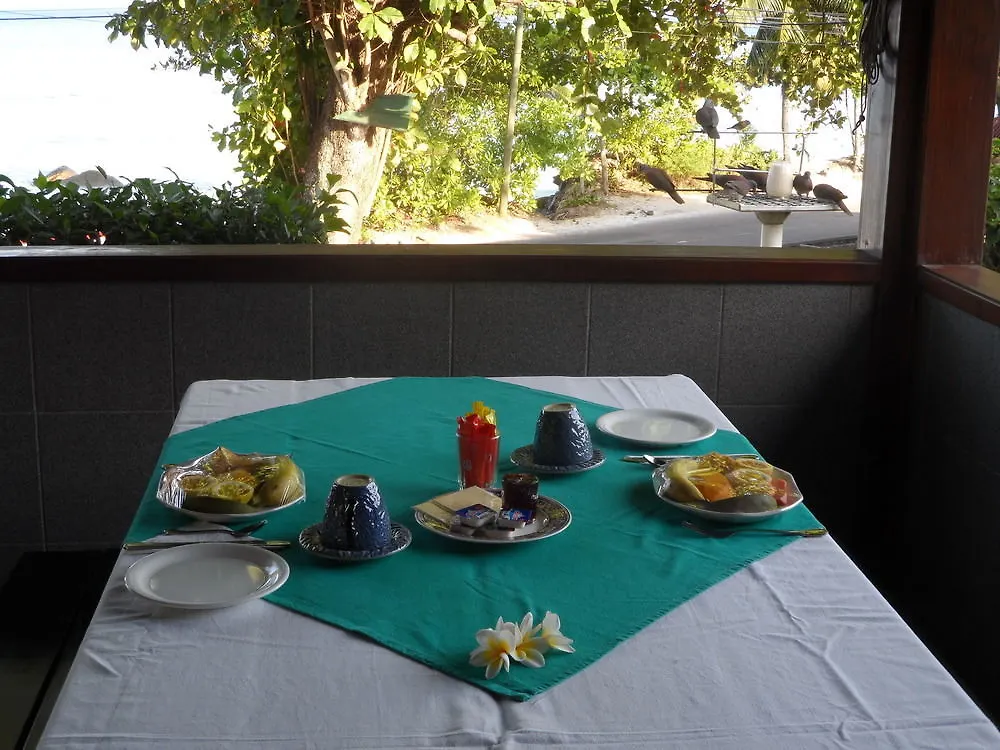 Divers Lodge Guest House Beau Vallon  Beau Vallon (Mahe)