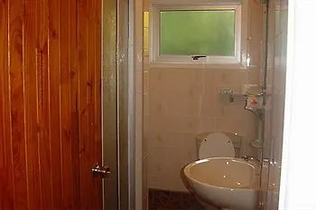 Divers Lodge Guest House Beau Vallon  2*, Beau Vallon (Mahe)