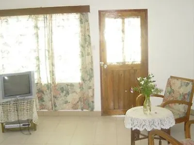 Divers Lodge Guest House Beau Vallon  Bed & Breakfast